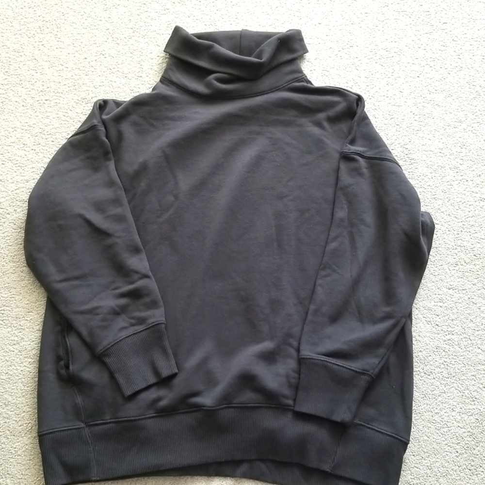 Aerie sweatshirt